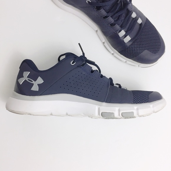 under armour strive 7 navy